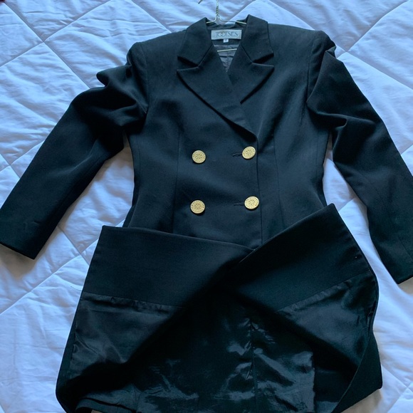 Jacket - Picture 2 of 4